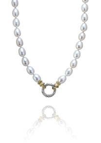 14 KARAT YELLOW GOLD AND STERLING SILVER WHITE PEARL NECKLACE WITH SILVER TEXTURED CIRCLE IN MIDDLE.  18" LENGTH