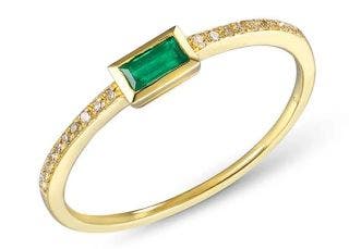 14 KARAT YELLOW GOLD DIAMOND AND EMERALD BEZEL AND PRONG SET RING